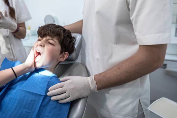 Best Emergency Dental Care for Broken or Chipped Teeth in Rock Valley, IA